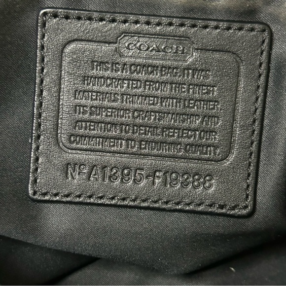 Coach Gallery Signature Tote Shoulder Bag Black and Tan Canvas and Leather - Picture 2 of 16